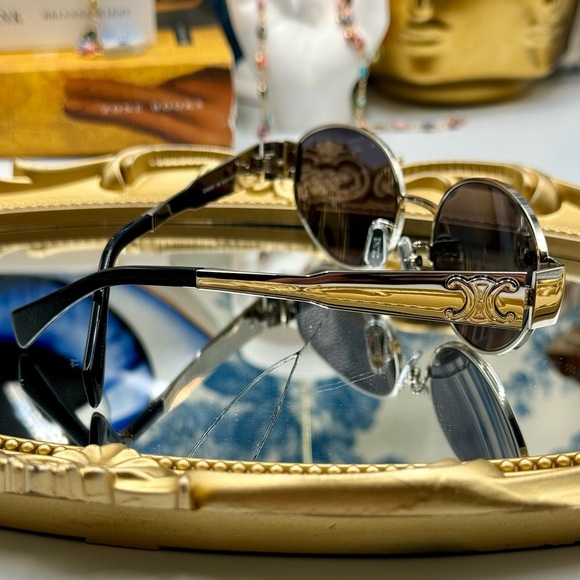 🆕 CELINE 🧿 NIB CL40235U 16A Metal Triomphe Oval Sunglasses, Silver & Smoke - Picture 6 of 16